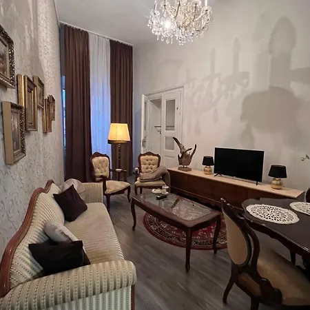 아파트 Csaky Palace 111