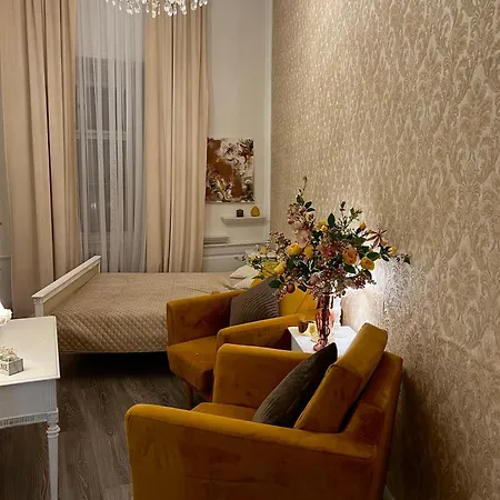 Csaky Palace 111 * براتسيلافا